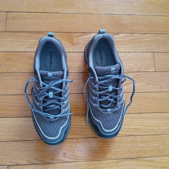 Eddie Bauer Shoes - Eddie Bauer Sneakers, size 7